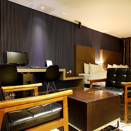 Uijeongbu Latree Hotel Buitenkant foto