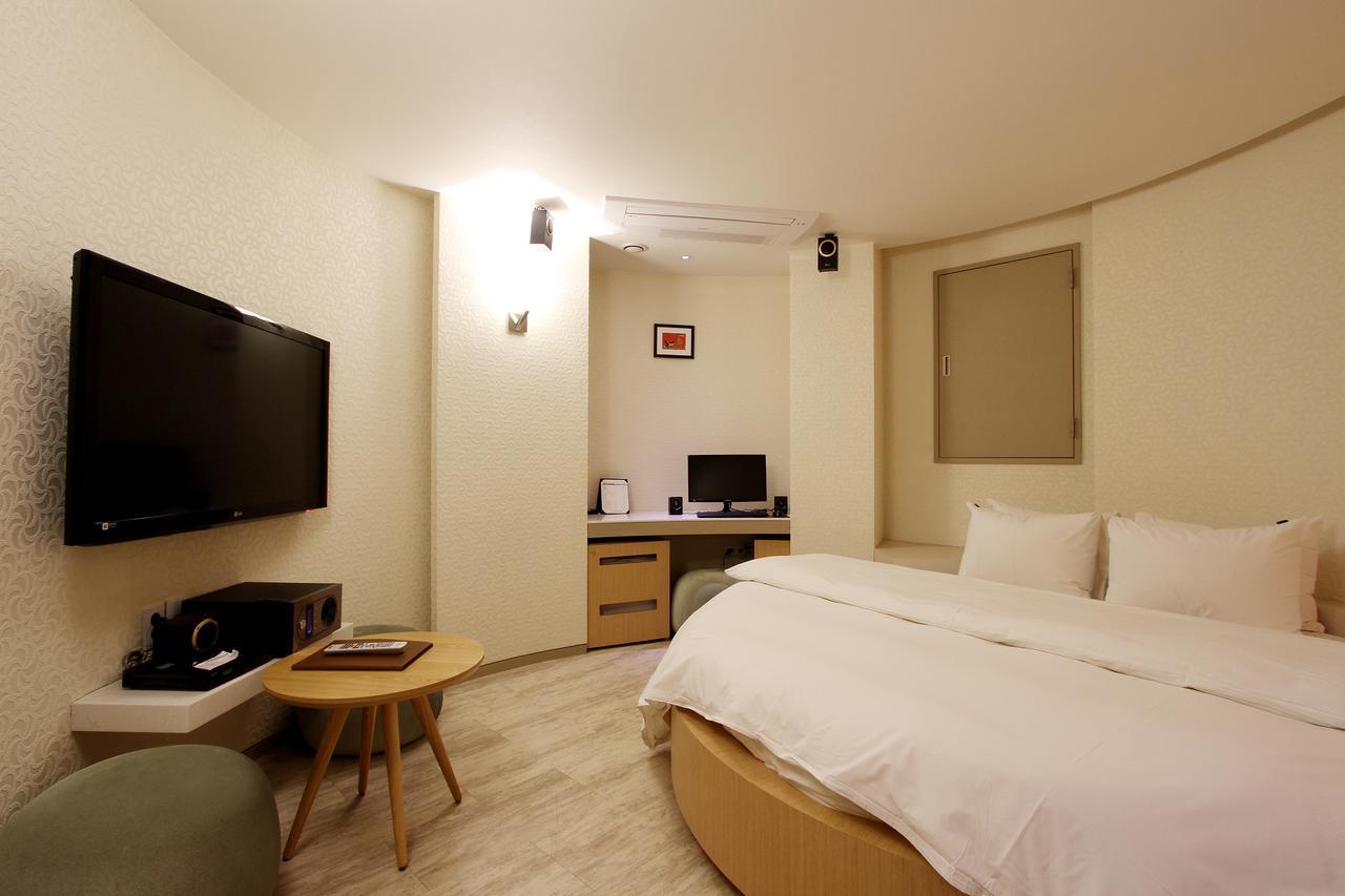Uijeongbu Latree Hotel Buitenkant foto