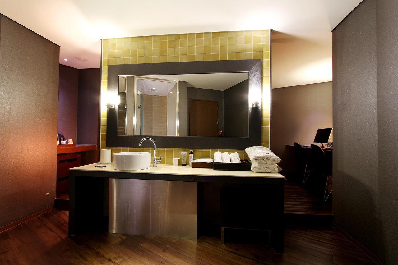 Uijeongbu Latree Hotel Buitenkant foto