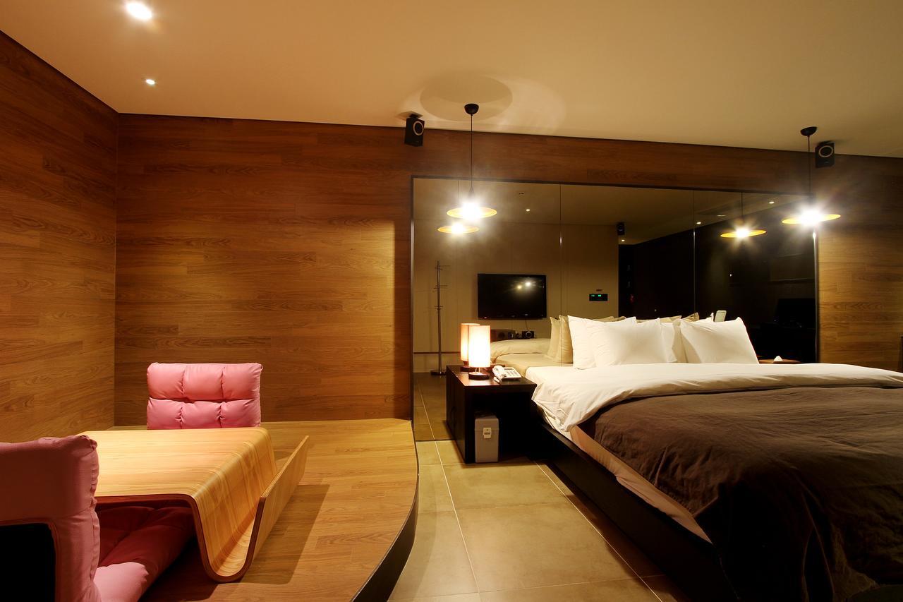 Uijeongbu Latree Hotel Buitenkant foto