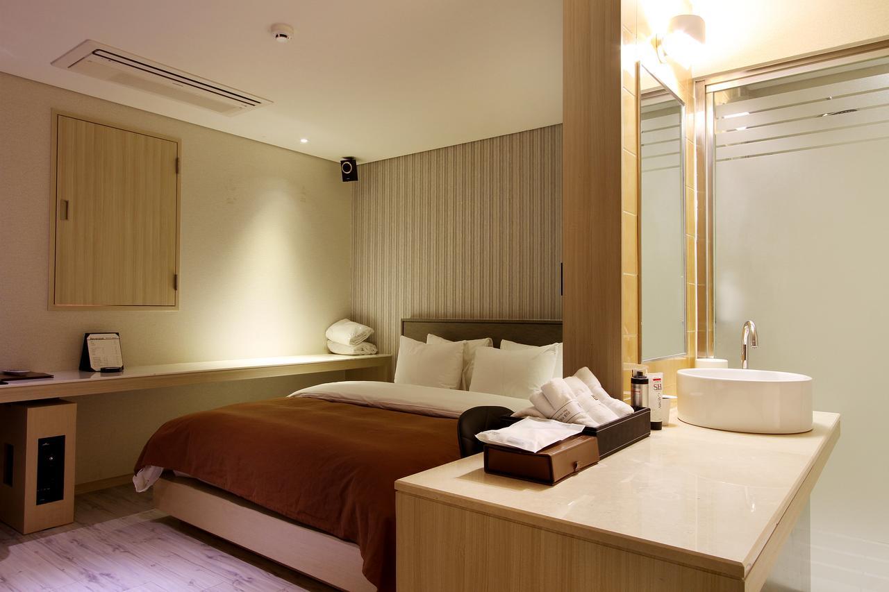 Uijeongbu Latree Hotel Buitenkant foto