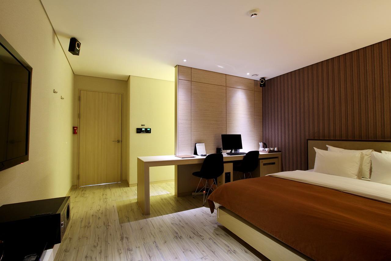 Uijeongbu Latree Hotel Buitenkant foto