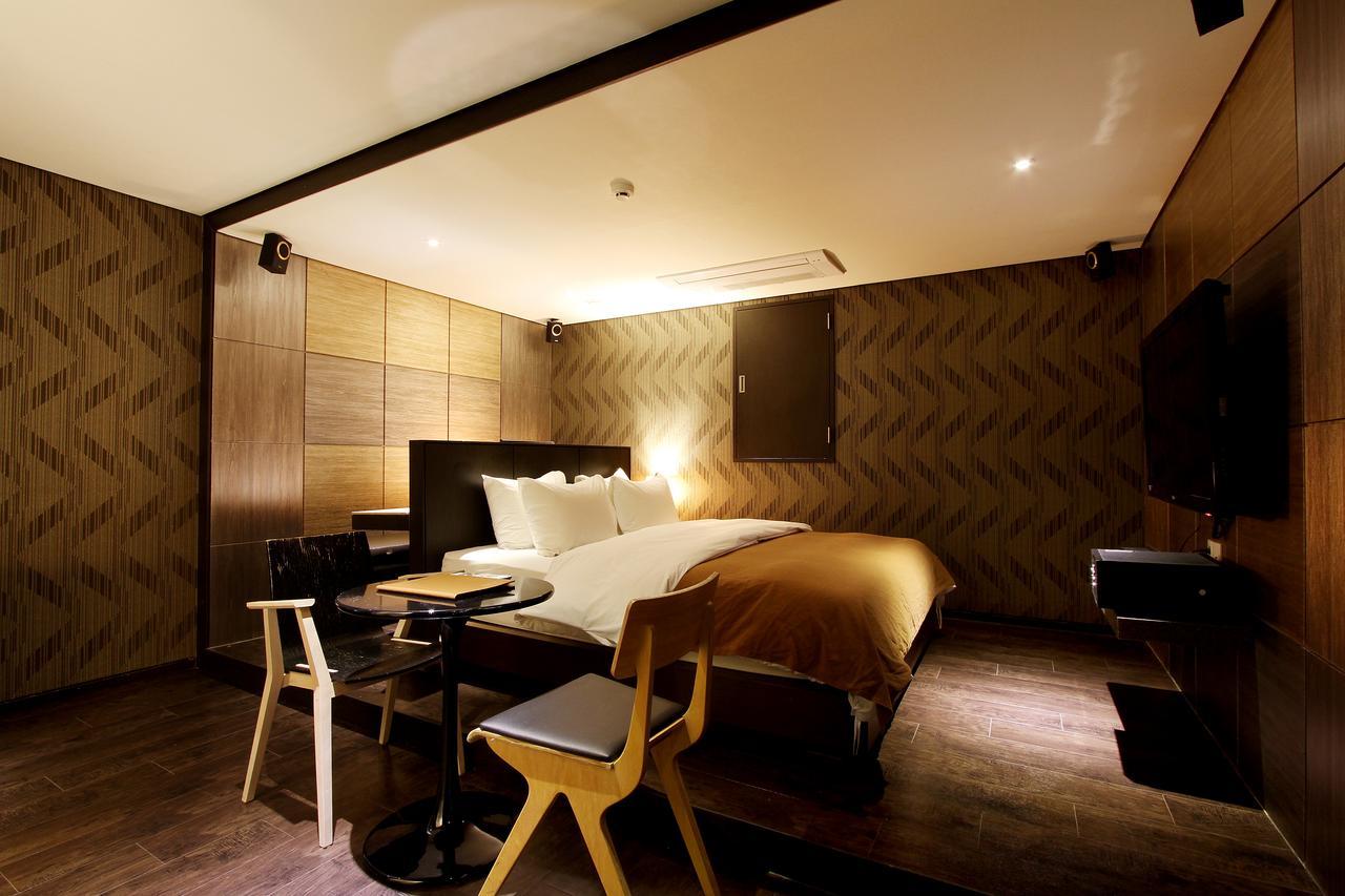 Uijeongbu Latree Hotel Buitenkant foto