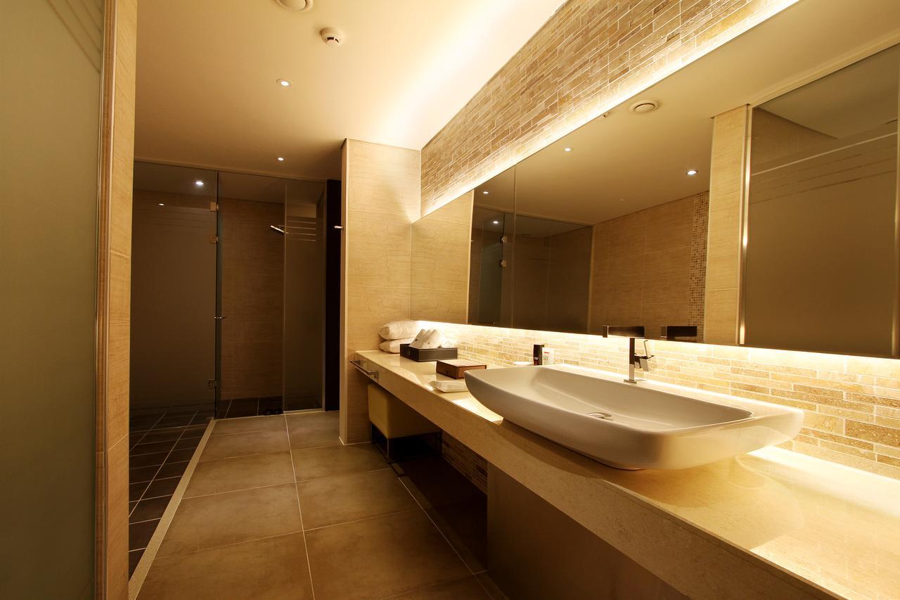 Uijeongbu Latree Hotel Buitenkant foto