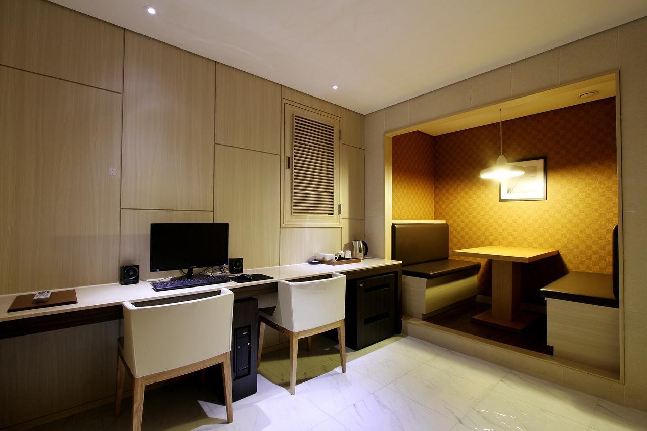 Uijeongbu Latree Hotel Buitenkant foto