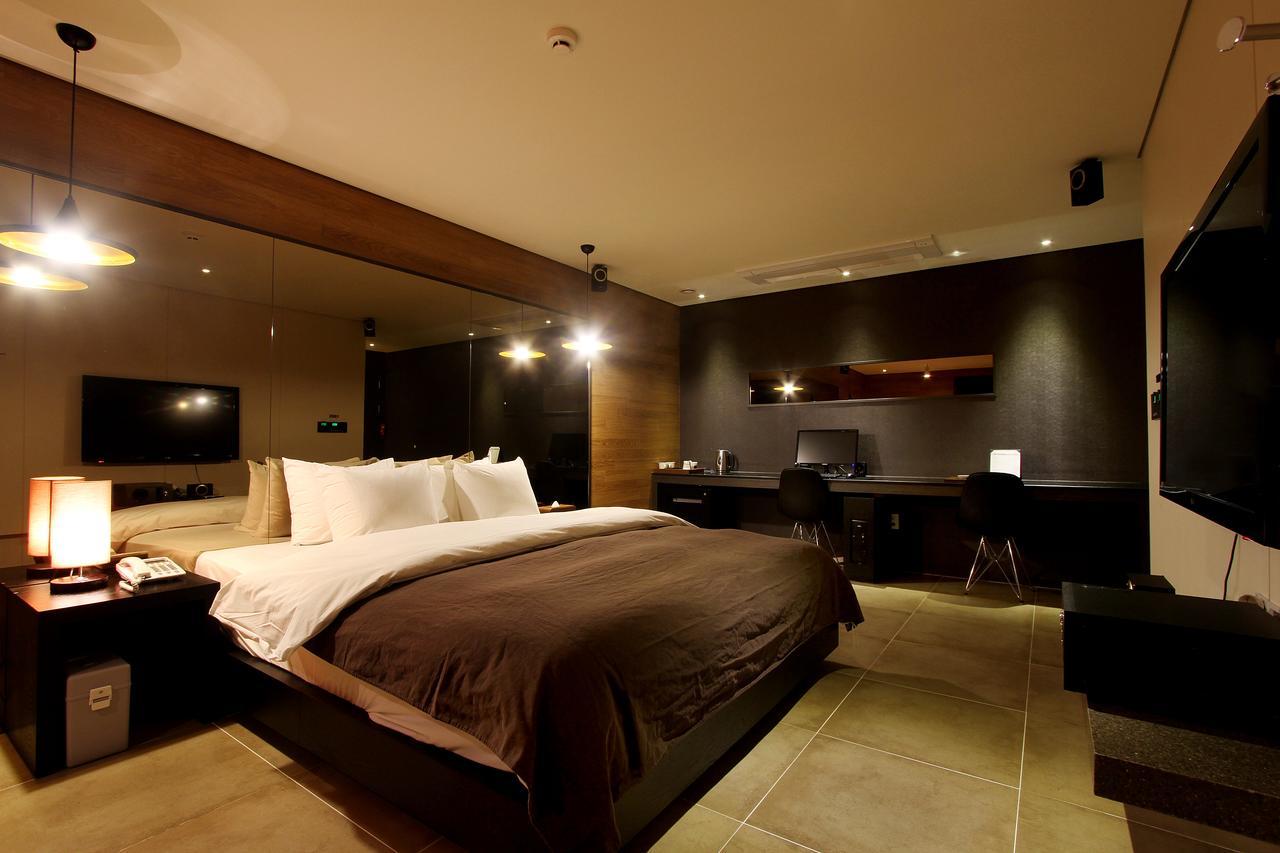 Uijeongbu Latree Hotel Buitenkant foto