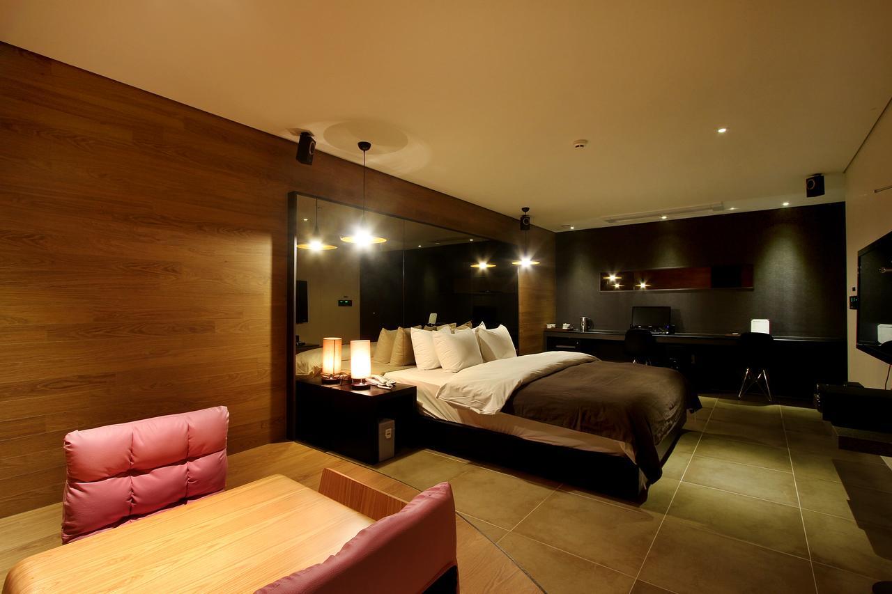 Uijeongbu Latree Hotel Buitenkant foto