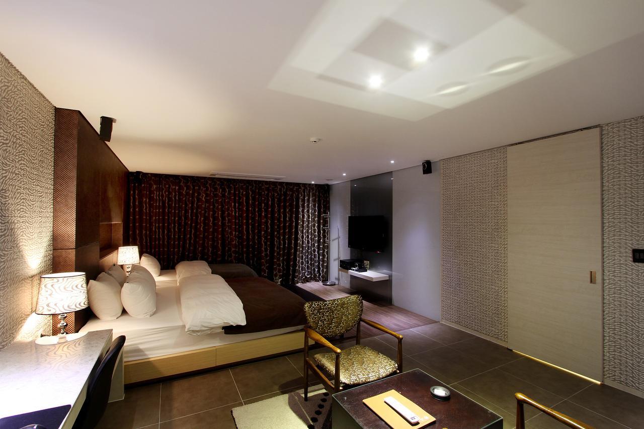 Uijeongbu Latree Hotel Buitenkant foto