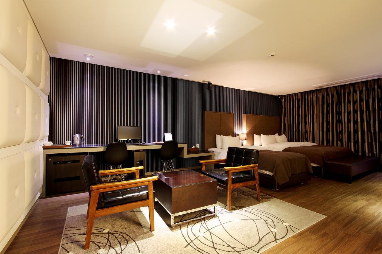 Uijeongbu Latree Hotel Buitenkant foto
