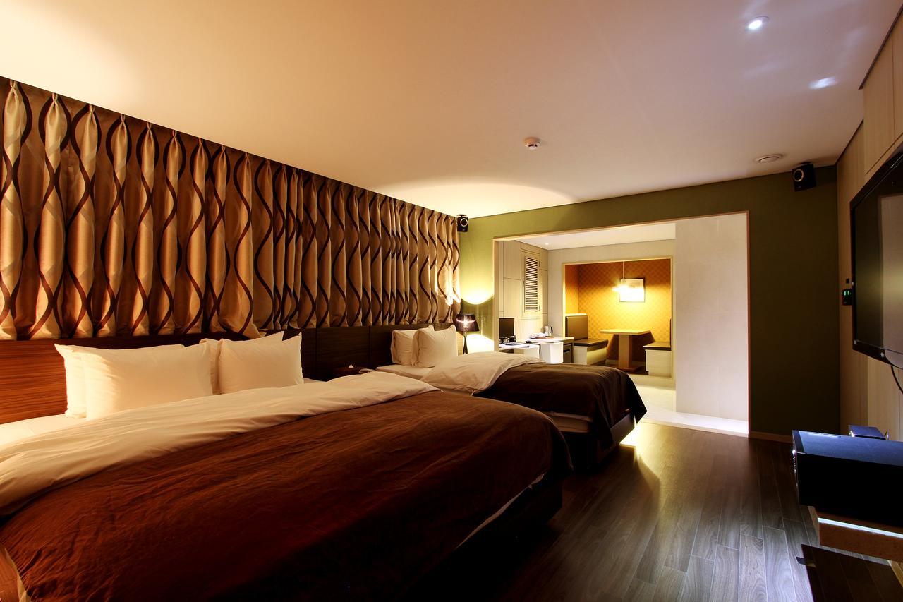 Uijeongbu Latree Hotel Buitenkant foto